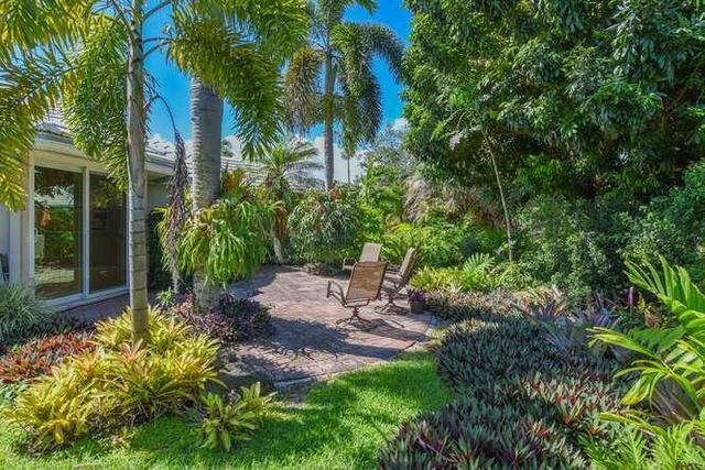 437 French Royale Circle, Atlantis, FL 33462