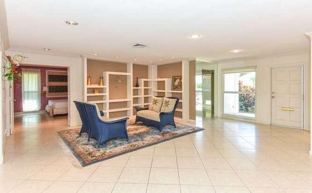 437 French Royale Circle, Atlantis, FL 33462