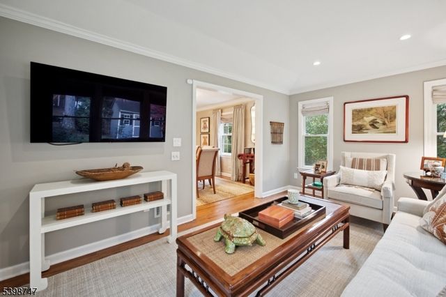 7 Oak Forest Ln, Summit City, NJ 07901