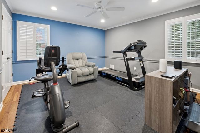 7 Oak Forest Ln, Summit City, NJ 07901