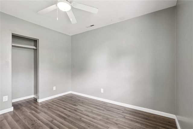 1052 Daniels Street NE, Cedar Rapids, IA 52402