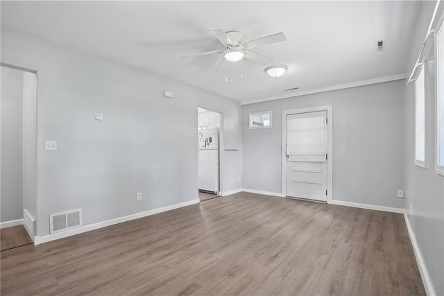 1052 Daniels Street NE, Cedar Rapids, IA 52402