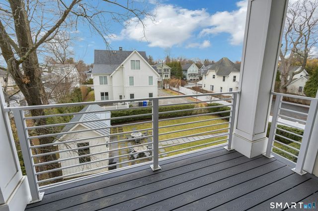 302 Gramercy Park 302, New Canaan, CT 06840