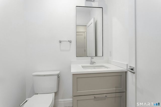 302 Gramercy Park 302, New Canaan, CT 06840