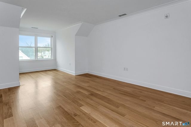 302 Gramercy Park 302, New Canaan, CT 06840