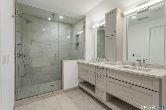 302 Gramercy Park 302, New Canaan, CT 06840