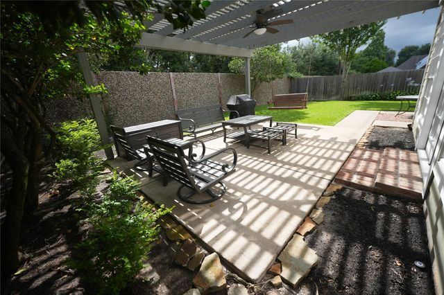 322 Lakeside Boulevard, Sugar Land, TX 77478