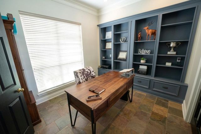 322 Lakeside Boulevard, Sugar Land, TX 77478