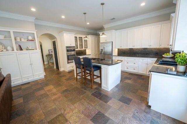 322 Lakeside Boulevard, Sugar Land, TX 77478