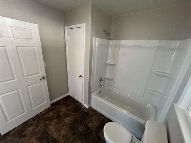 402 N Lee Street, Leeton, MO 64761