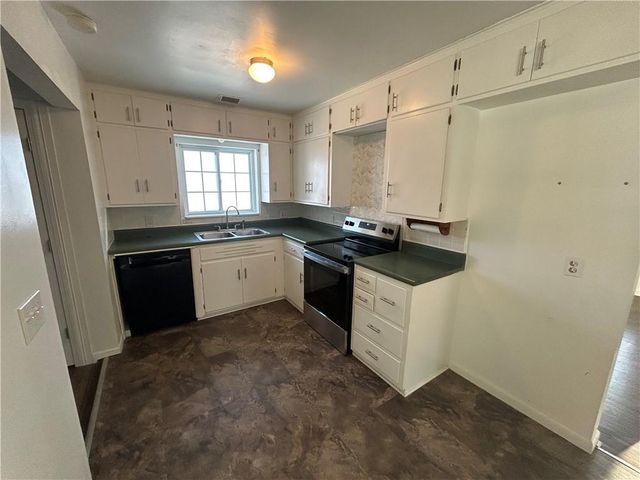 402 N Lee Street, Leeton, MO 64761