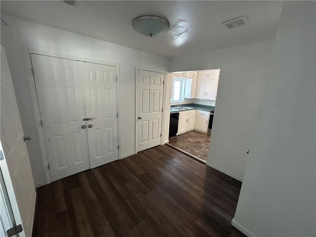 402 N Lee Street, Leeton, MO 64761