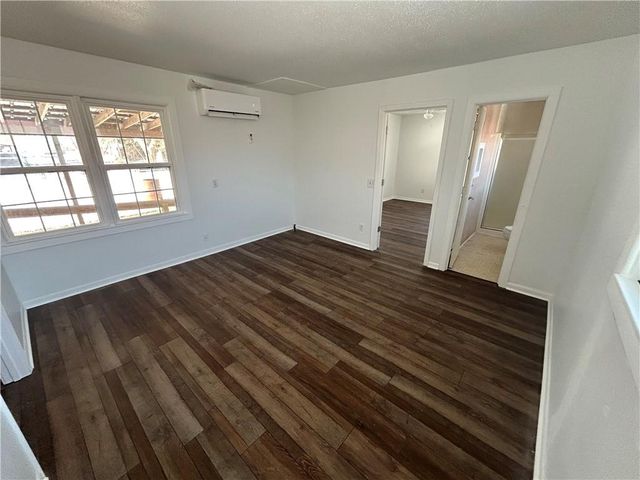 402 N Lee Street, Leeton, MO 64761