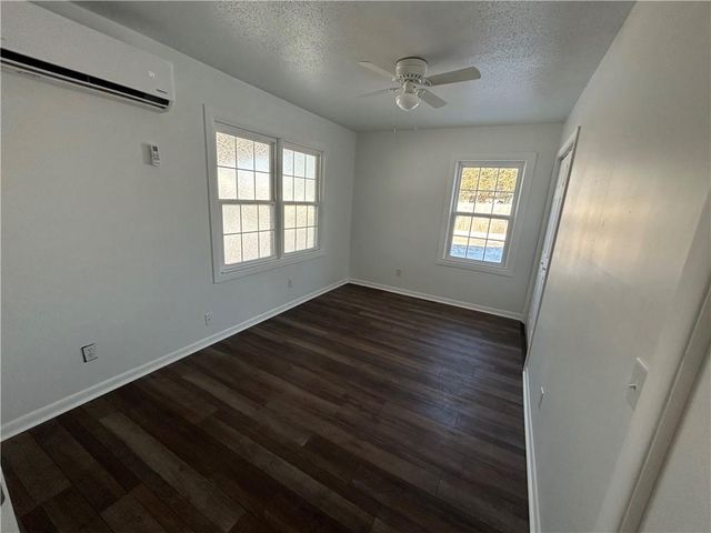 402 N Lee Street, Leeton, MO 64761