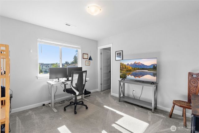 9031 Wyatt Loop SE, Tumwater, WA 98501