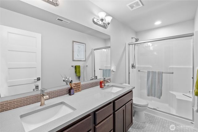 9031 Wyatt Loop SE, Tumwater, WA 98501