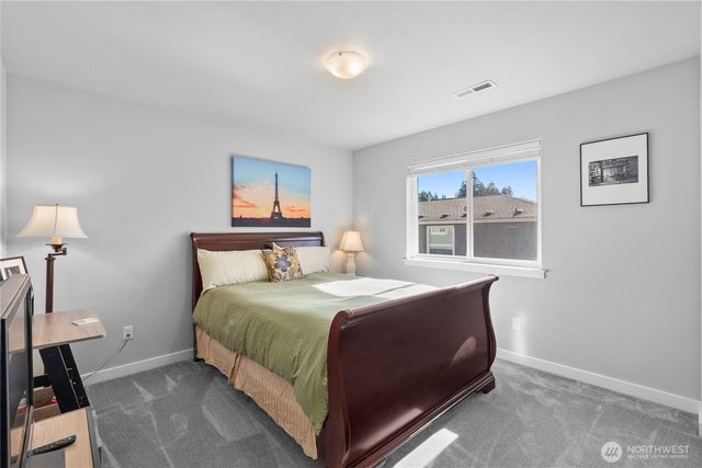 9031 Wyatt Loop SE, Tumwater, WA 98501