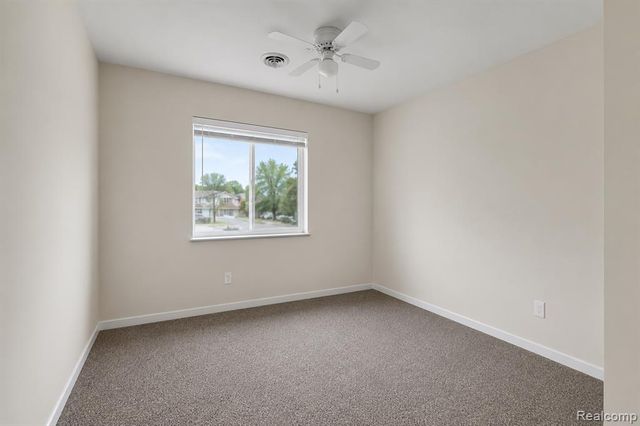 5223 Allen Road, Allen Park, MI 48101