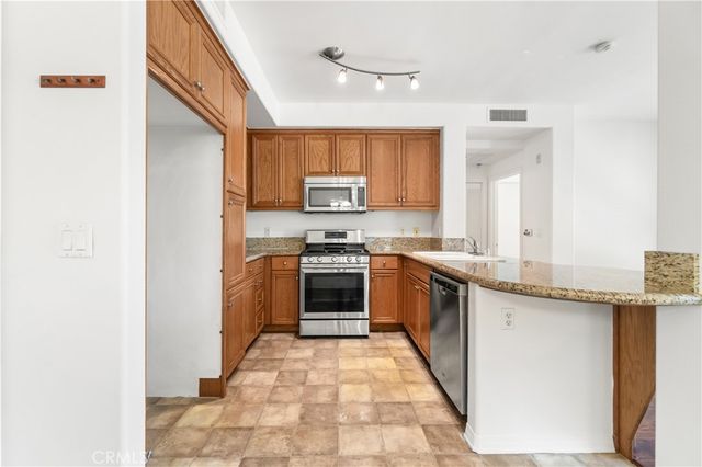 13044 Pacific 118, Playa Vista, CA 90094