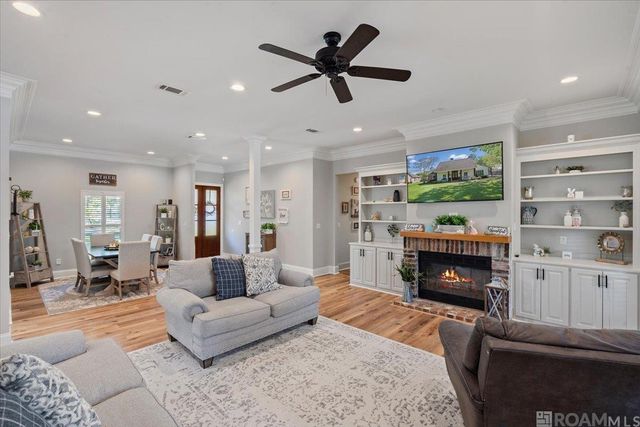 18042 Magnolia Bend Rd, Greenwell Springs, LA 70739