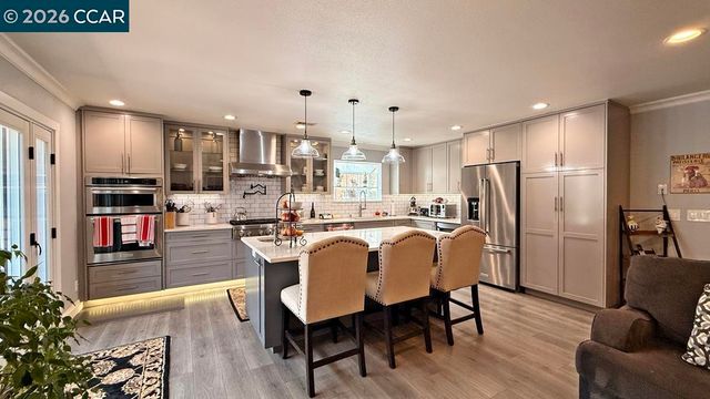 3586 Tupelo Dr, Walnut Creek, CA 94598