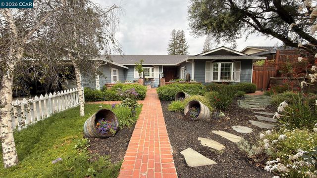 3586 Tupelo Dr, Walnut Creek, CA 94598