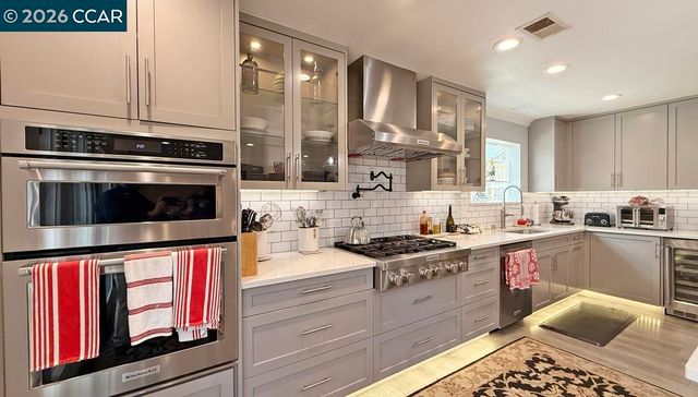 3586 Tupelo Dr, Walnut Creek, CA 94598