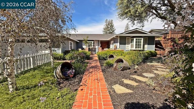 3586 Tupelo Dr, Walnut Creek, CA 94598