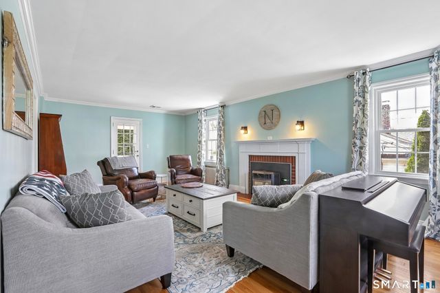 75 Parkway Drive, Trumbull, CT 06611