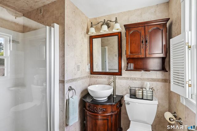 75 Parkway Drive, Trumbull, CT 06611