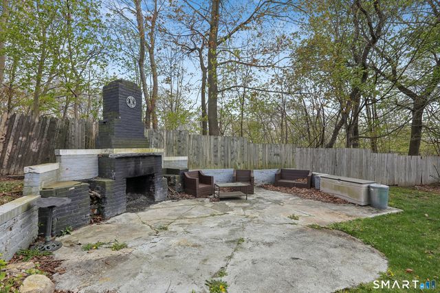 75 Parkway Drive, Trumbull, CT 06611