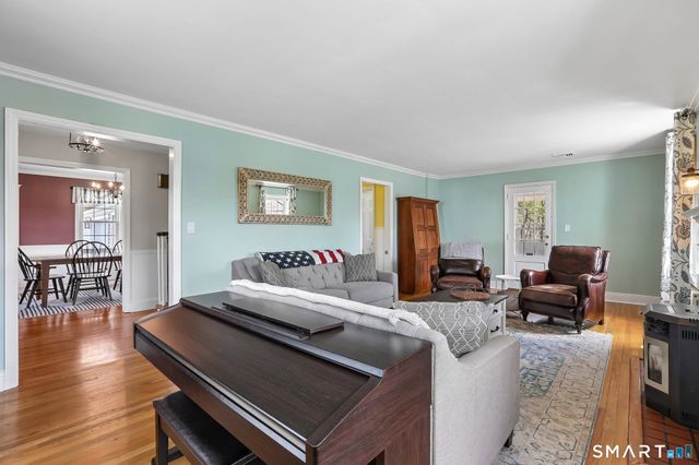 75 Parkway Drive, Trumbull, CT 06611