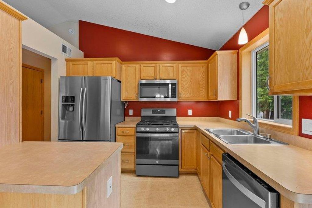 23611 Flora Court NW, Saint Francis, MN 55070 — photo 5