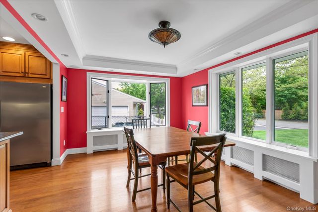 84 Derby Avenue, Greenlawn, NY 11740