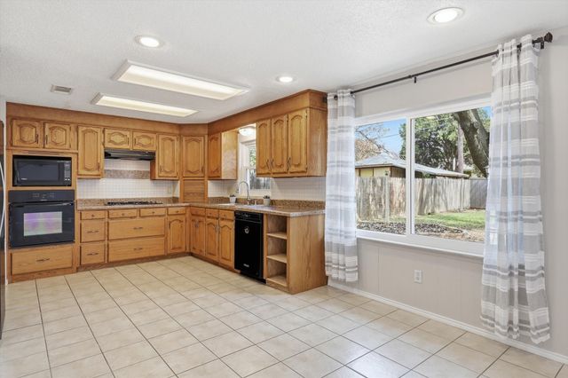 1900 Malone Street, Denton, TX 76201