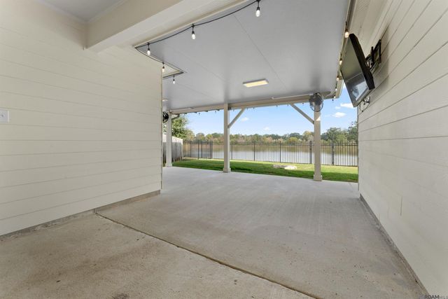 12523 Great Tern Ave, Baton Rouge, LA 70810