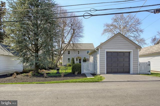 227 N 25TH ST, Camp Hill, PA 17011