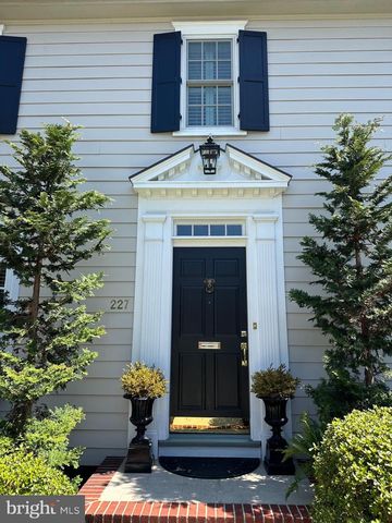 227 N 25TH ST, Camp Hill, PA 17011