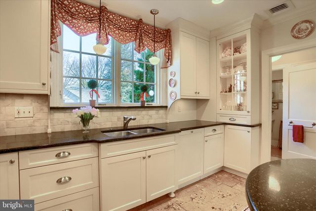 227 N 25TH ST, Camp Hill, PA 17011