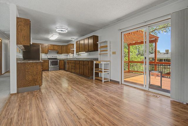 1227 Sherwood Drive, Montrose, CO 81401