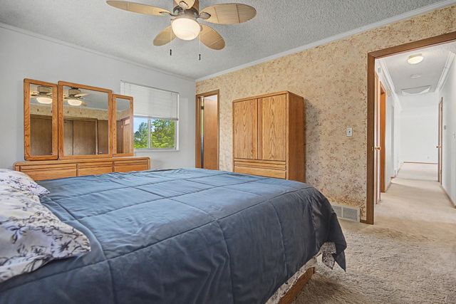 1227 Sherwood Drive, Montrose, CO 81401