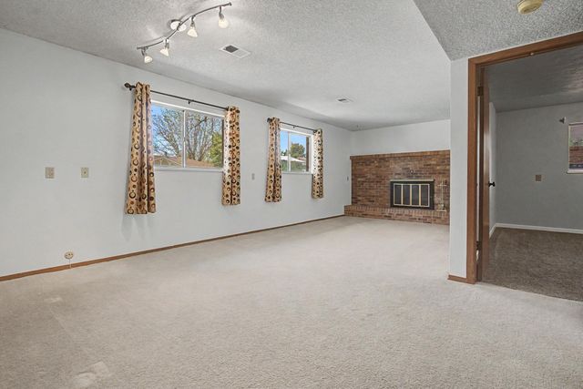 1227 Sherwood Drive, Montrose, CO 81401