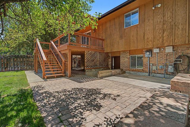 1227 Sherwood Drive, Montrose, CO 81401