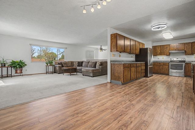 1227 Sherwood Drive, Montrose, CO 81401