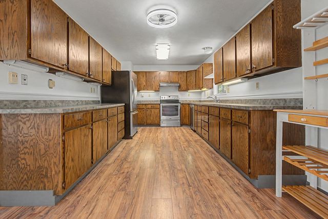 1227 Sherwood Drive, Montrose, CO 81401