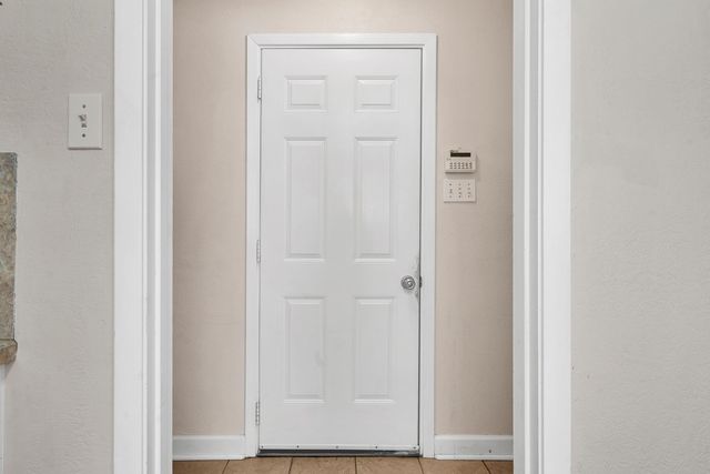 1822 N Shenandoah, Longview, TX 75605