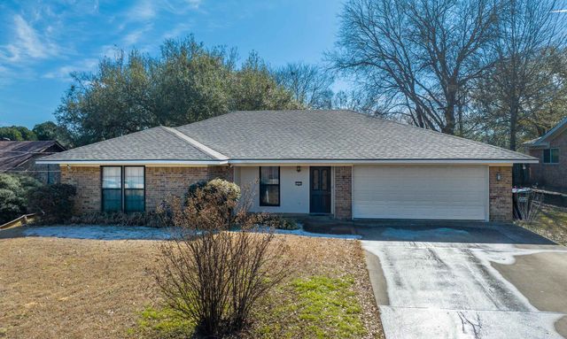 1822 N Shenandoah, Longview, TX 75605