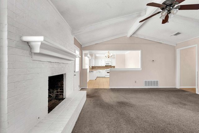 1822 N Shenandoah, Longview, TX 75605