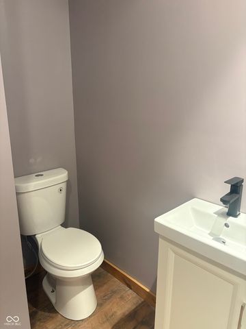 908 S Division Street, Cayuga, IN 47928