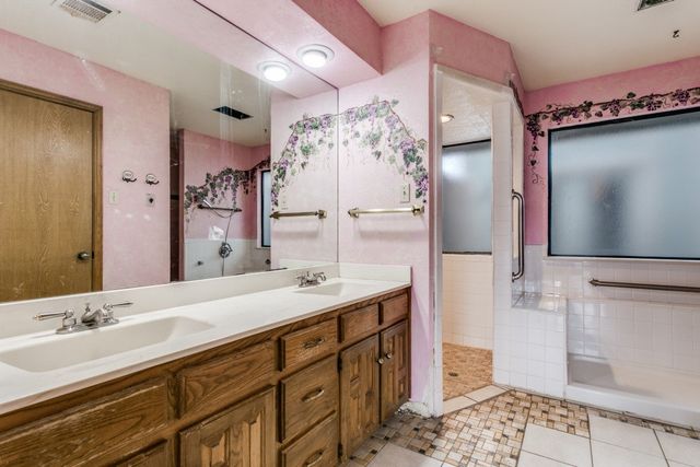 213 Oak Hill Drive, Trophy Club, TX 76262